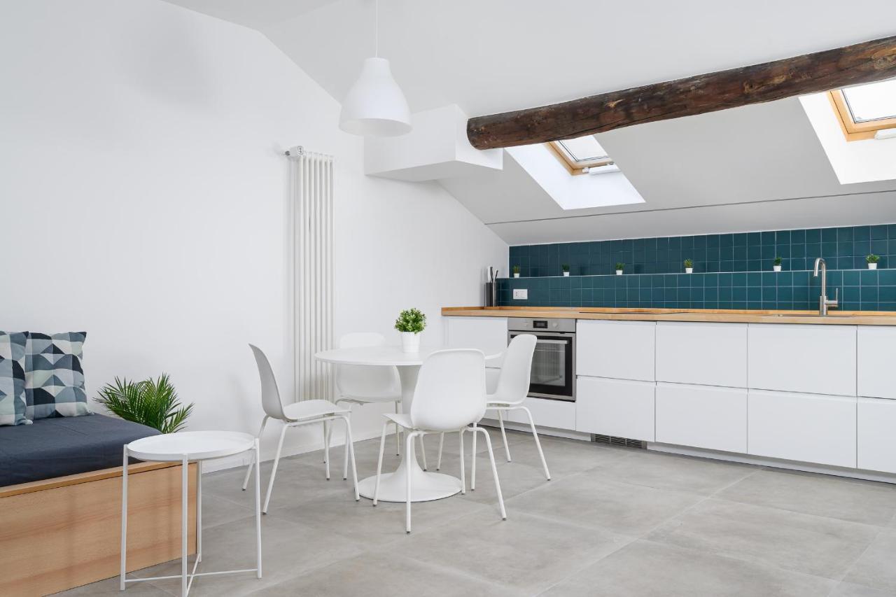 Design Attic Porta Venezia Centrale 65M2 - Self Check-In Milan Exterior photo